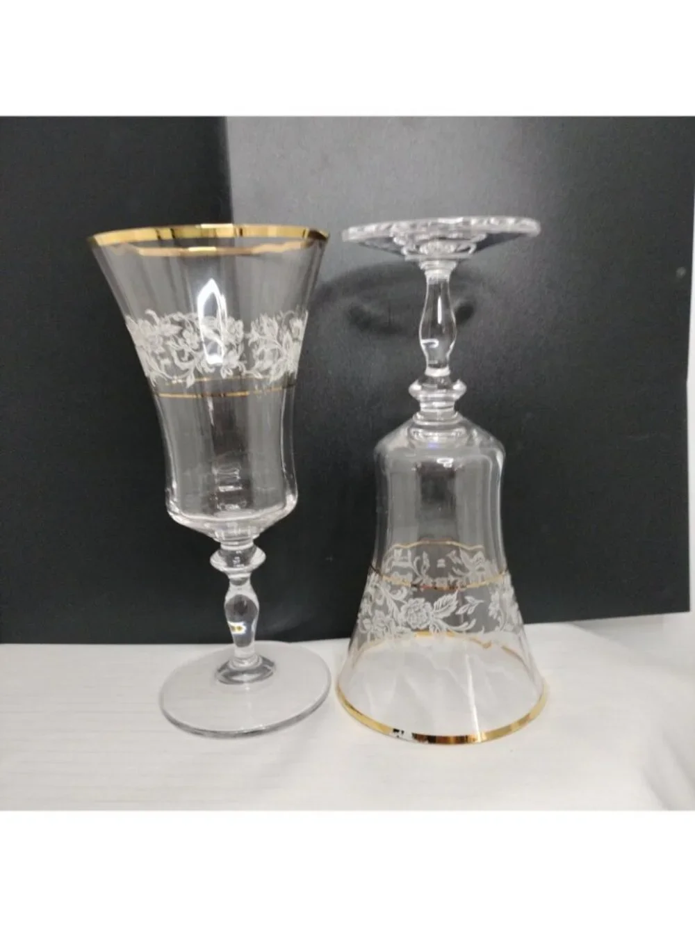4 Mikasa Antique Lace Middle Floral Elegant Wine, Water Crystal Gold Rim New